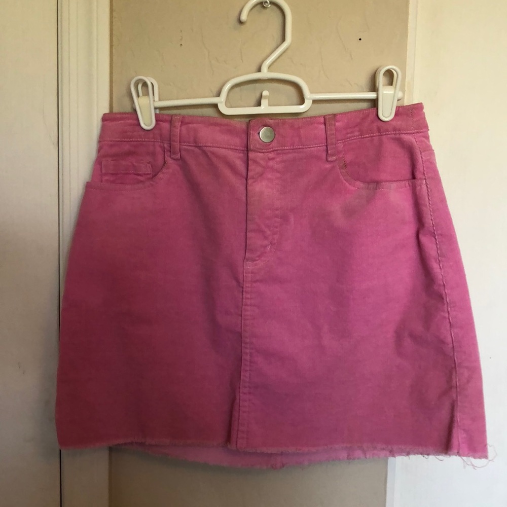 FOREVER21 PINK MINI SKIRT💞
